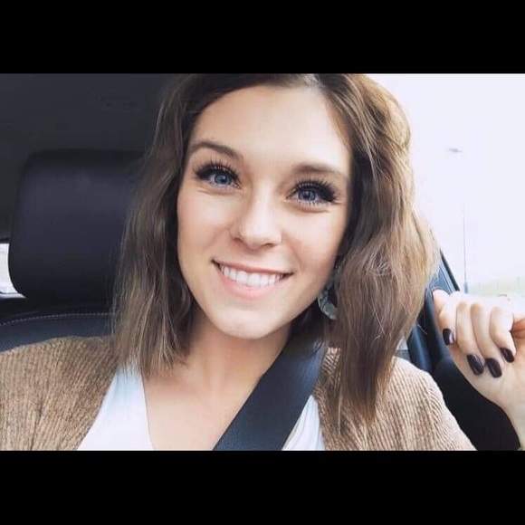 Magnetic 🧲 LASHES! 💃🏽 - Picture 6 of 8